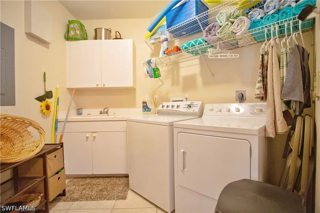 825 Bentwater Circle Naples FL 34108