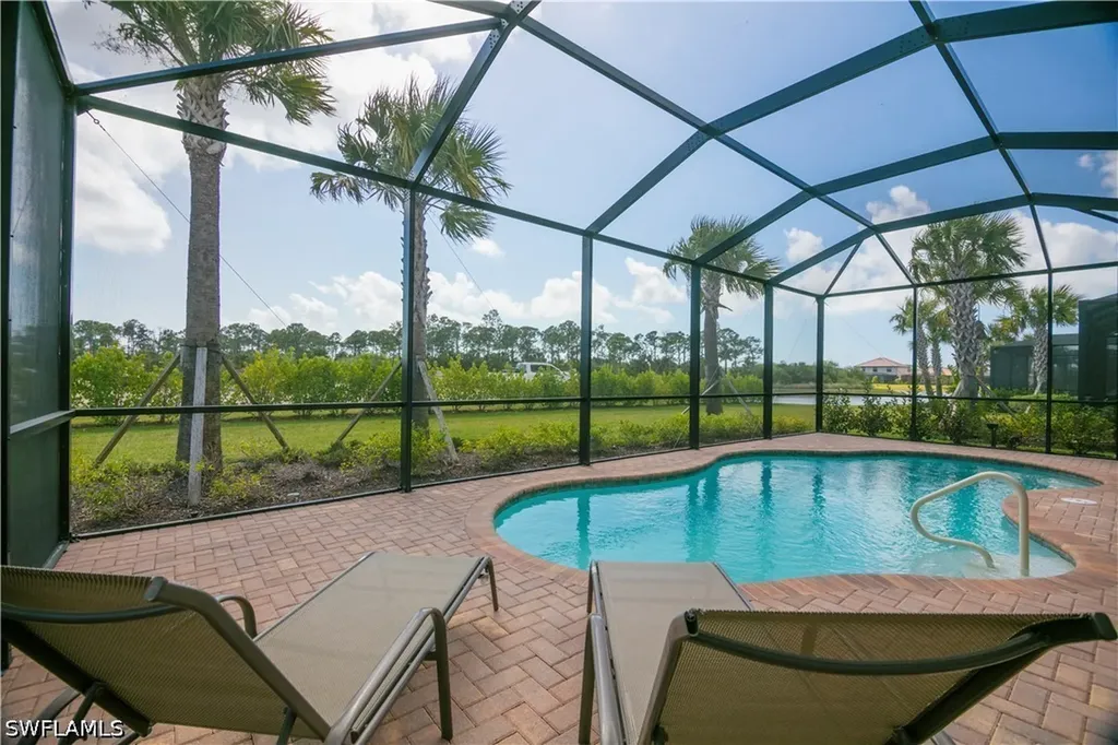 1466 Artesia Drive W Naples FL 34113