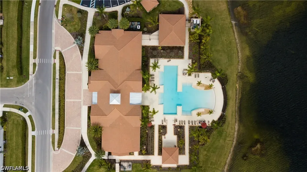 1466 Artesia Drive W Naples FL 34113