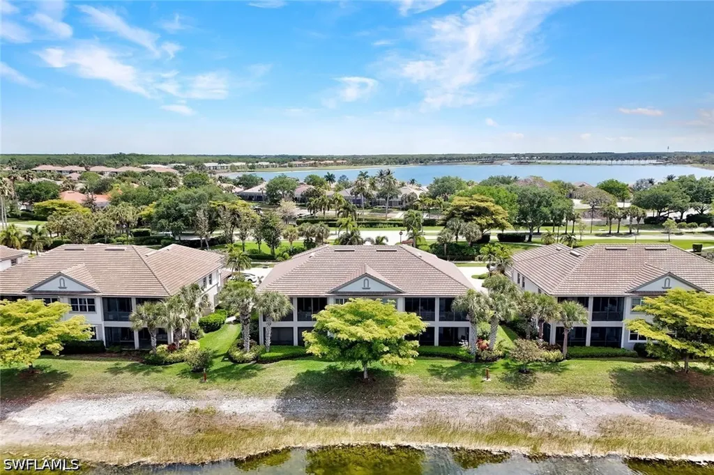 8755 Coastline Court Naples FL 34120