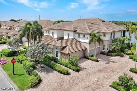 8755 Coastline Court Naples FL 34120