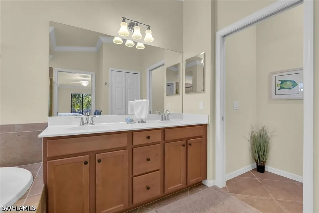9528 Avellino Way Naples FL 34113