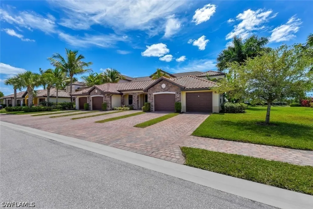 9528 Avellino Way Naples FL 34113