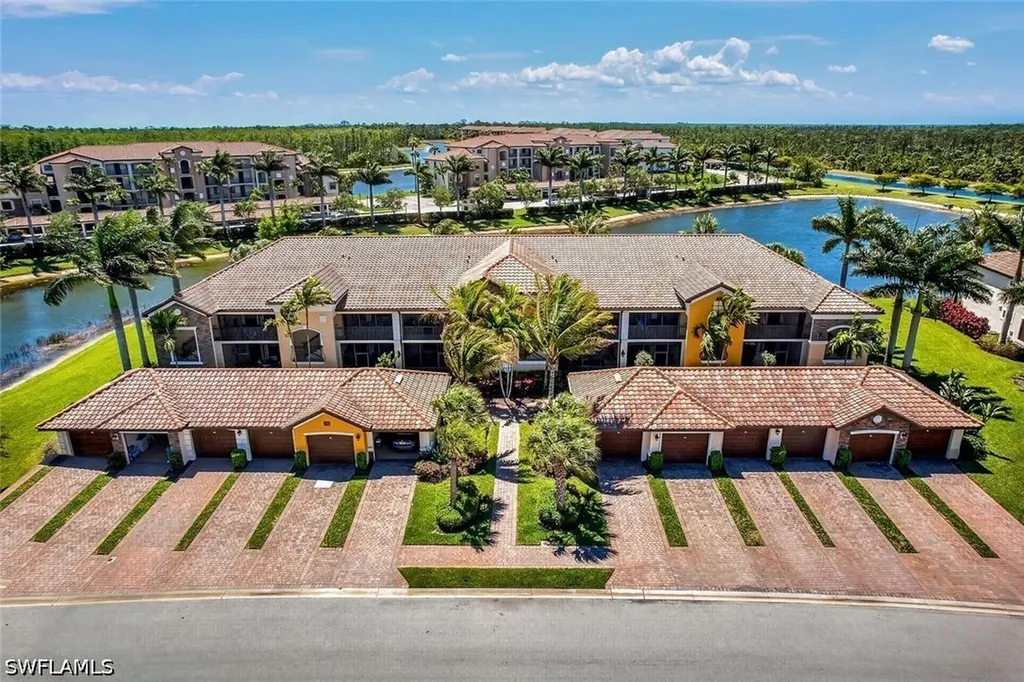 9528 Avellino Way Naples FL 34113