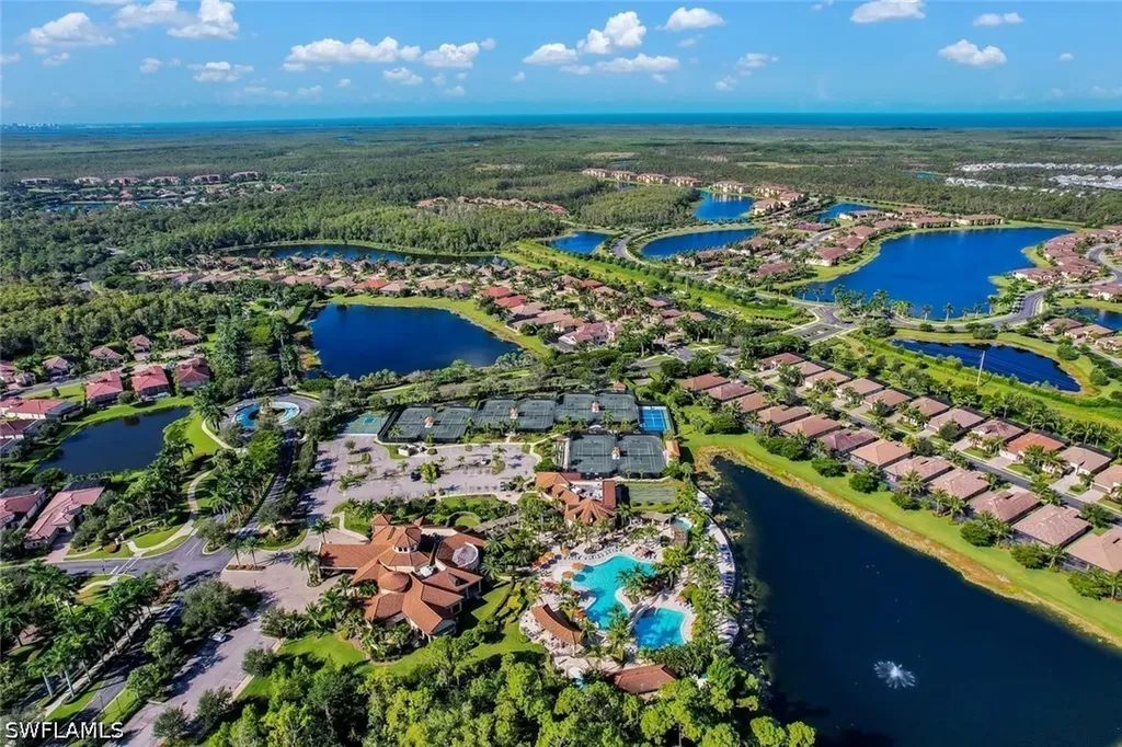 9528 Avellino Way Naples FL 34113
