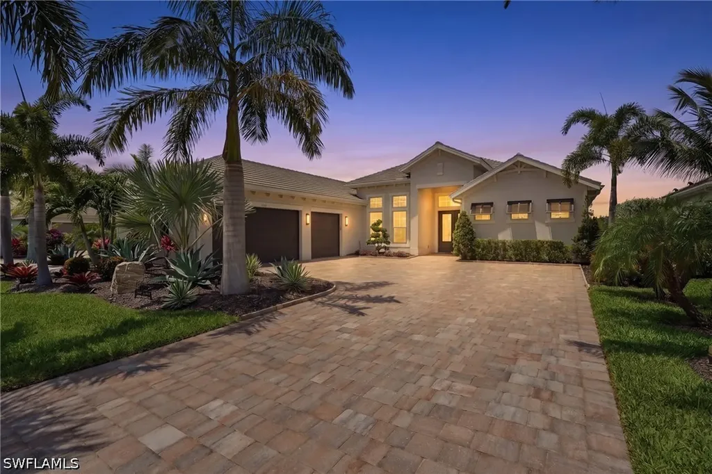 18902 Wildblue Boulevard Fort Myers FL 33913