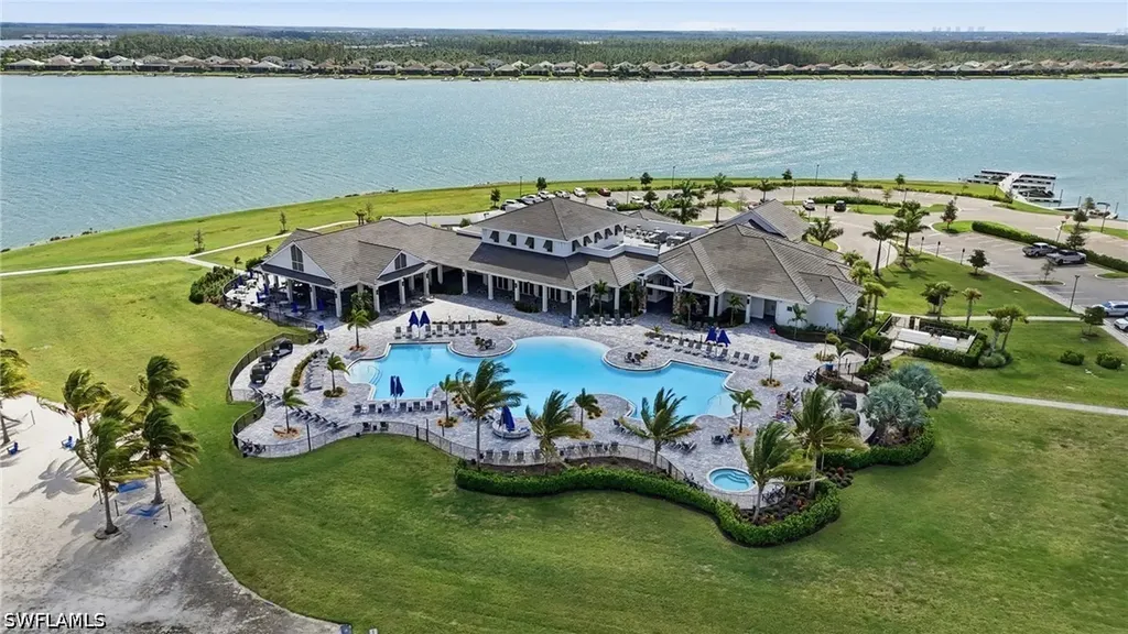18902 Wildblue Boulevard Fort Myers FL 33913