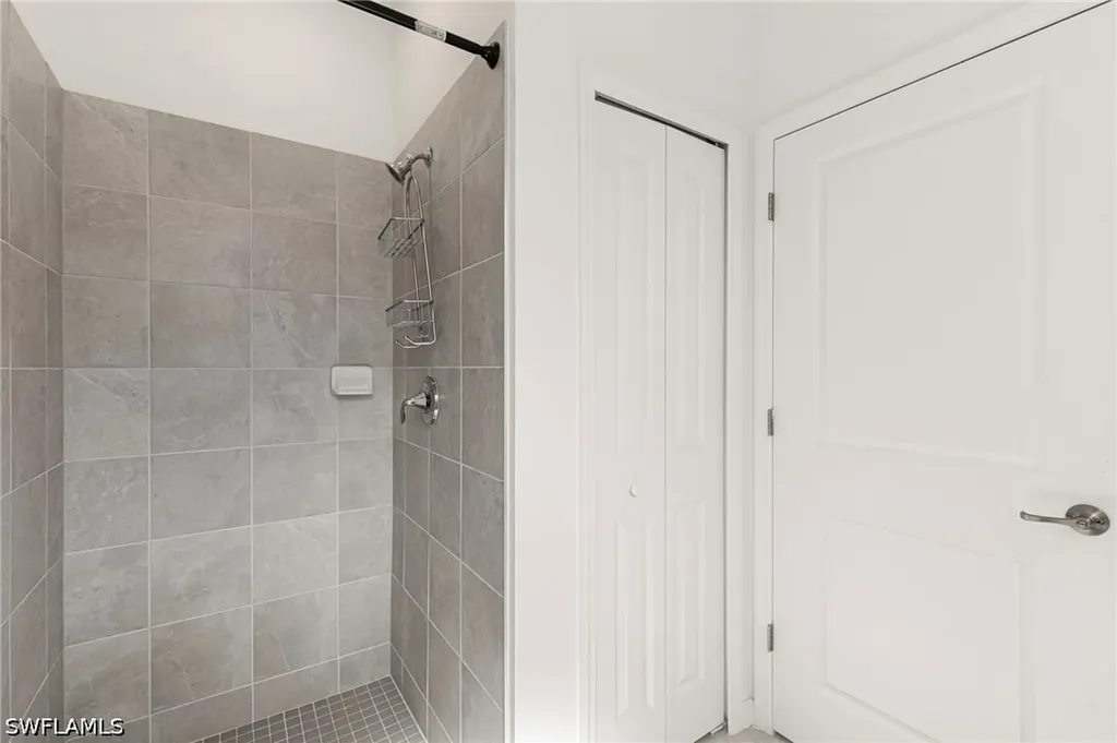 2525 Kona Way Naples FL 34120