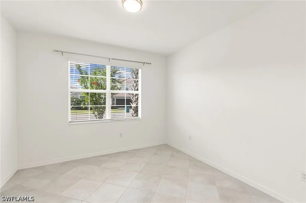 2525 Kona Way Naples FL 34120