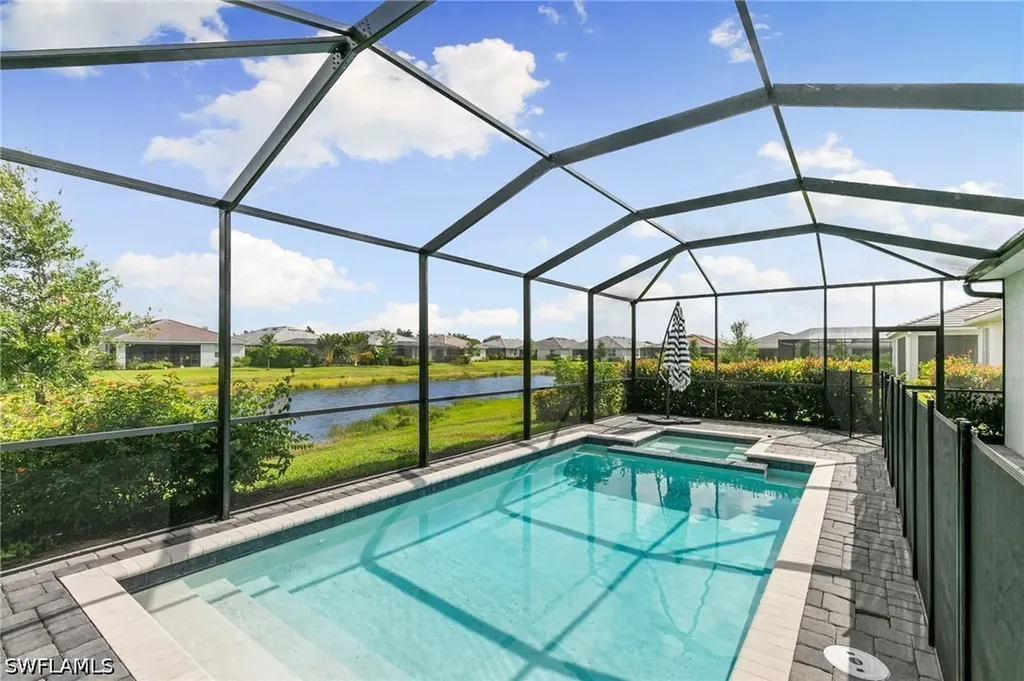 2525 Kona Way Naples FL 34120