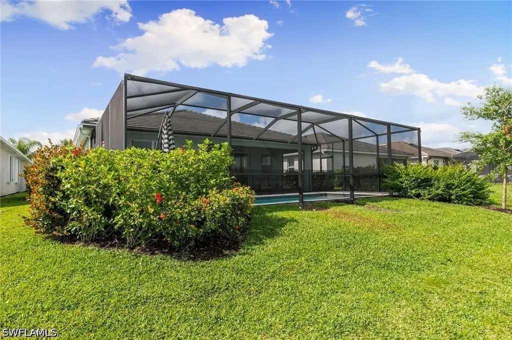 2525 Kona Way Naples FL 34120