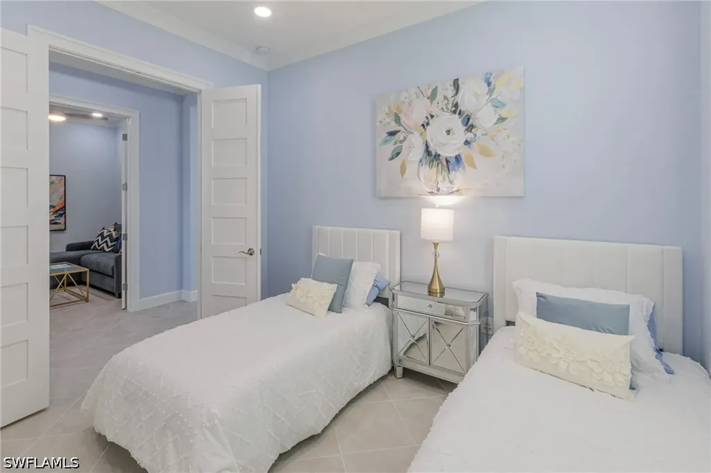 8912 Calypso Court Naples FL 34112
