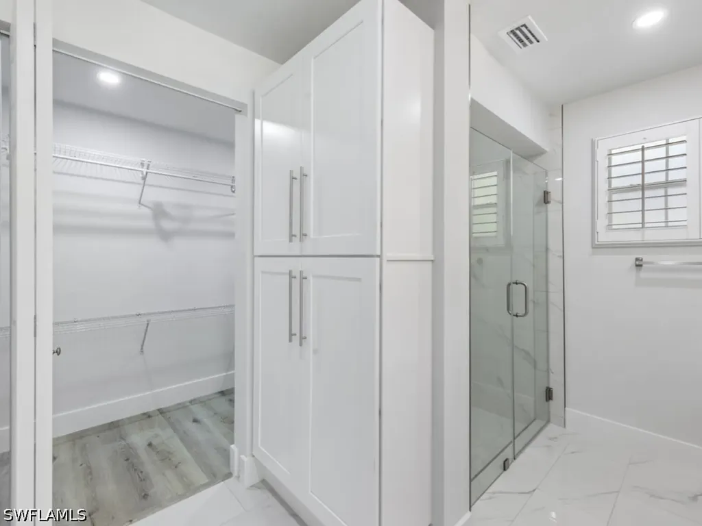 1131 Crayton Road Naples FL 34102