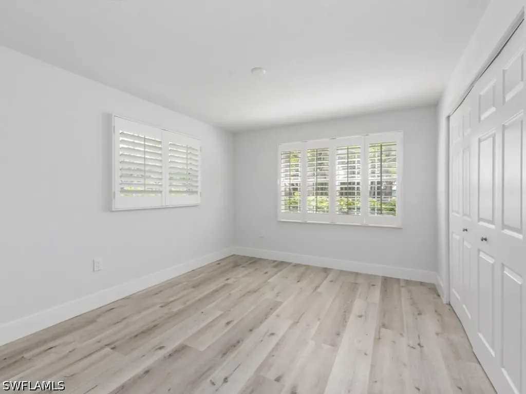 1131 Crayton Road Naples FL 34102