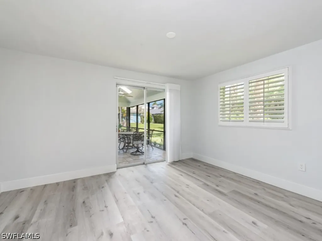 1131 Crayton Road Naples FL 34102