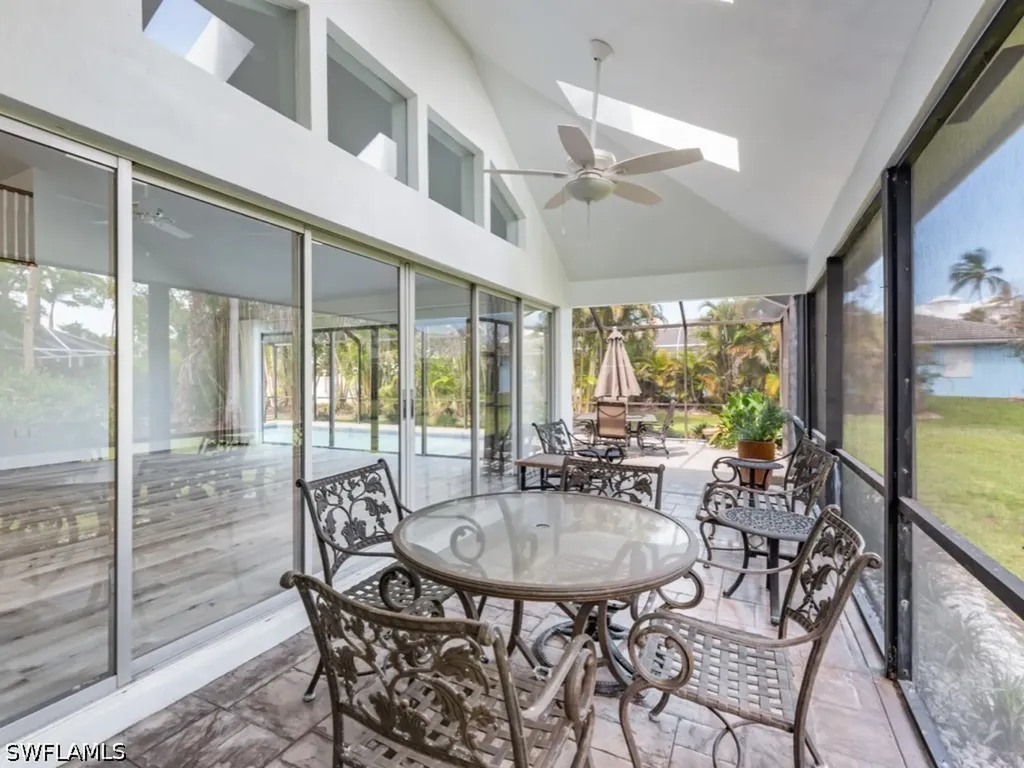 1131 Crayton Road Naples FL 34102