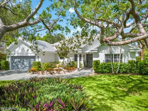 1131 Crayton Road Naples FL 34102