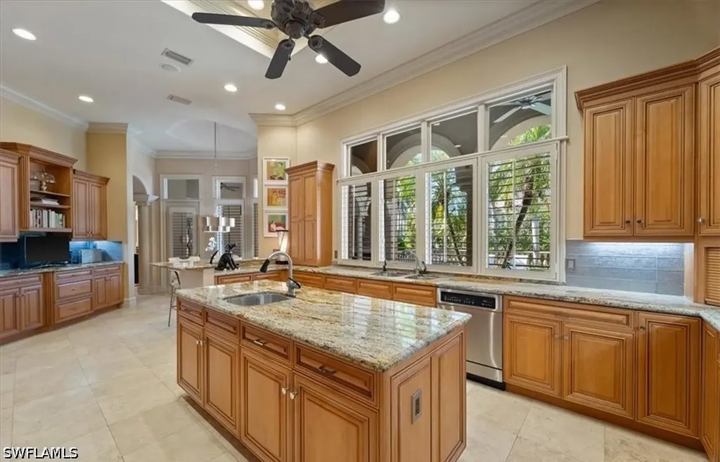 550 21st Avenue S Naples FL 34102