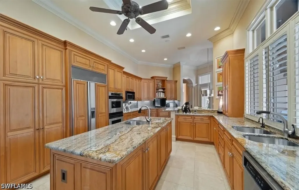 550 21st Avenue S Naples FL 34102