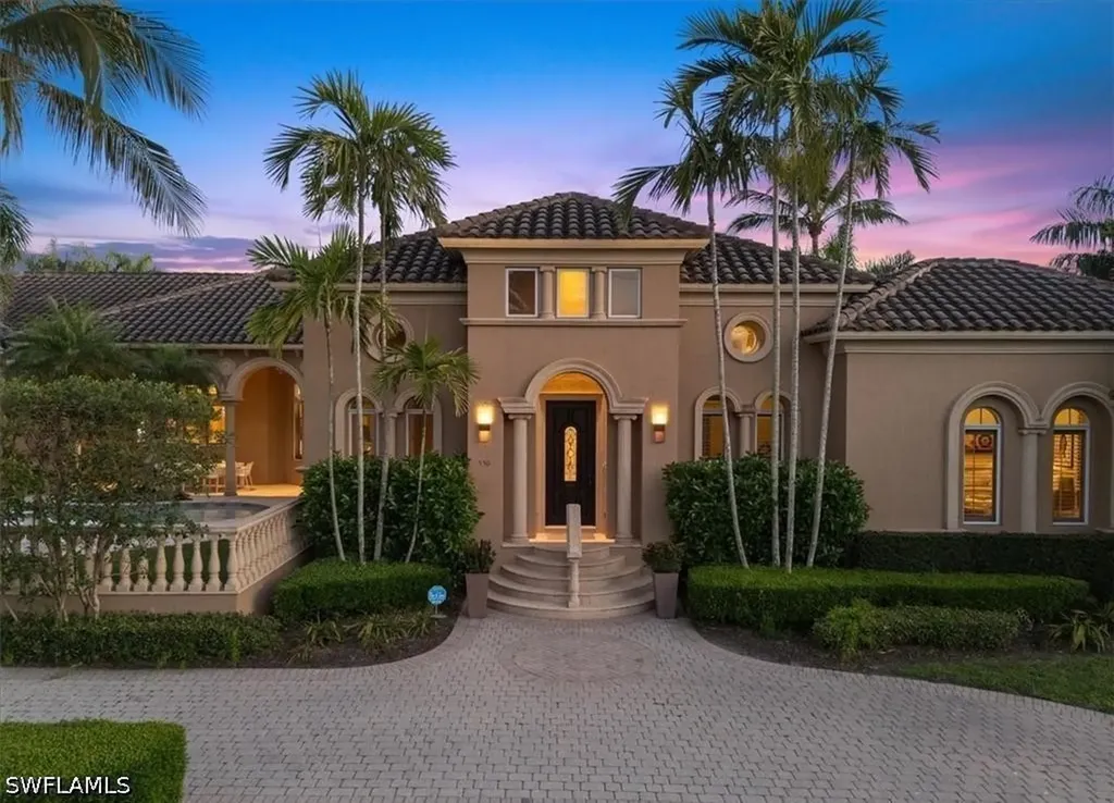 550 21st Avenue S Naples FL 34102
