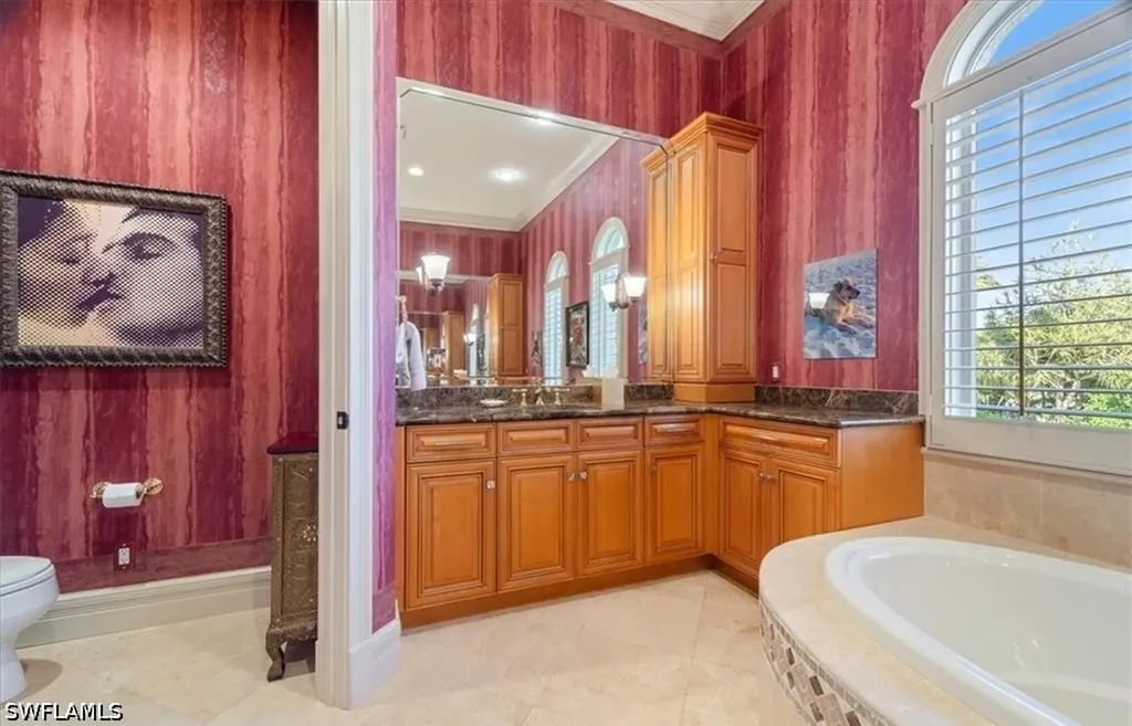 550 21st Avenue S Naples FL 34102