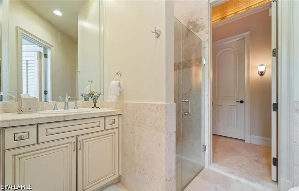 550 21st Avenue S Naples FL 34102