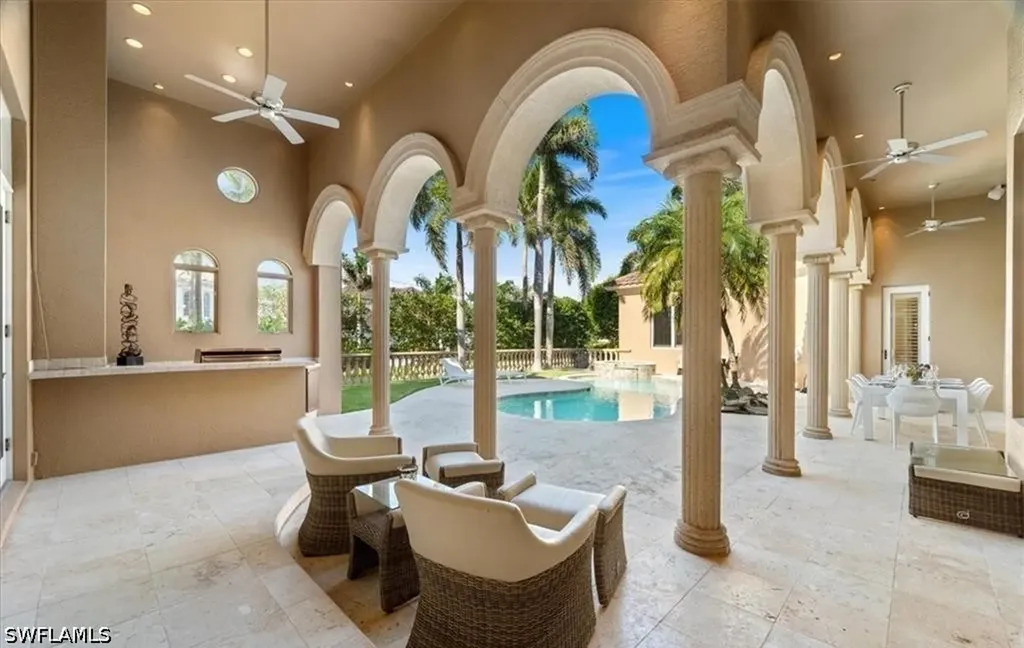 550 21st Avenue S Naples FL 34102