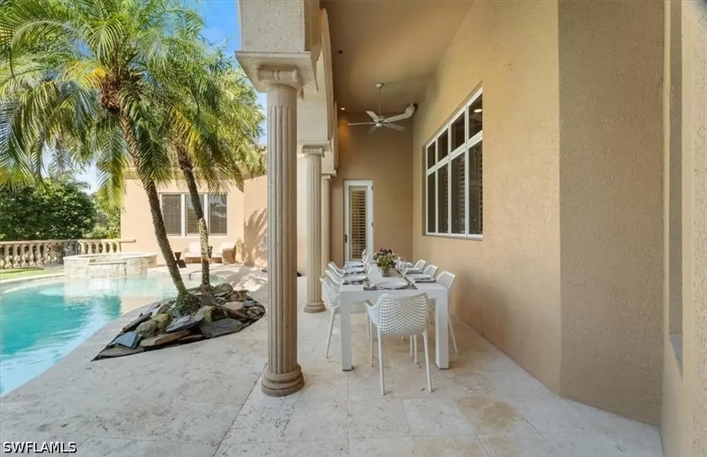 550 21st Avenue S Naples FL 34102