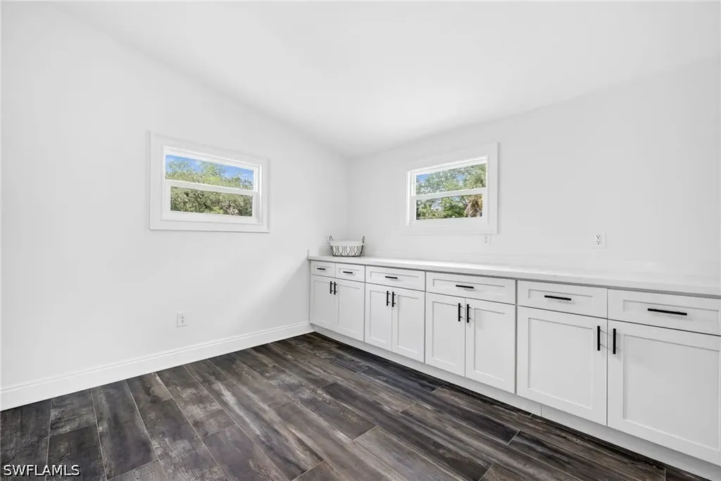 250 19th Street NW Naples FL 34120