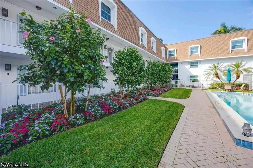 1222 Gordon Drive Naples FL 34102