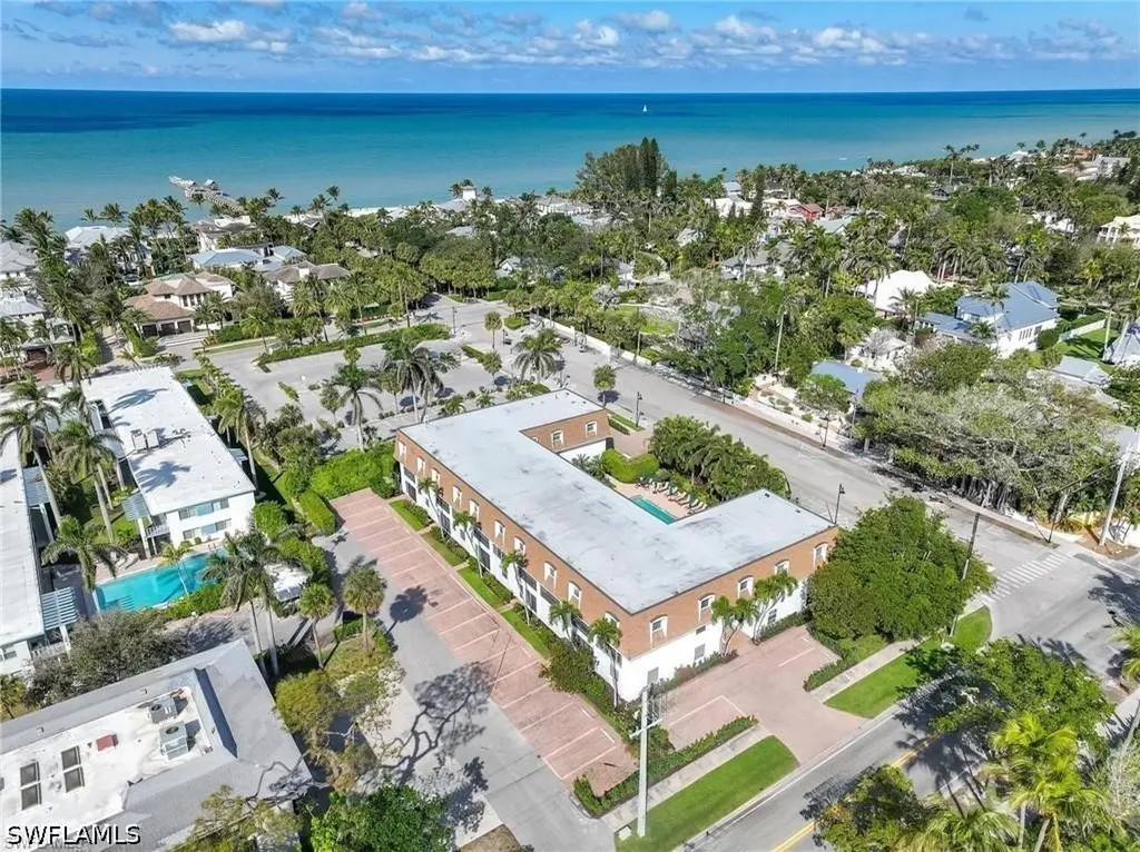 1222 Gordon Drive Naples FL 34102