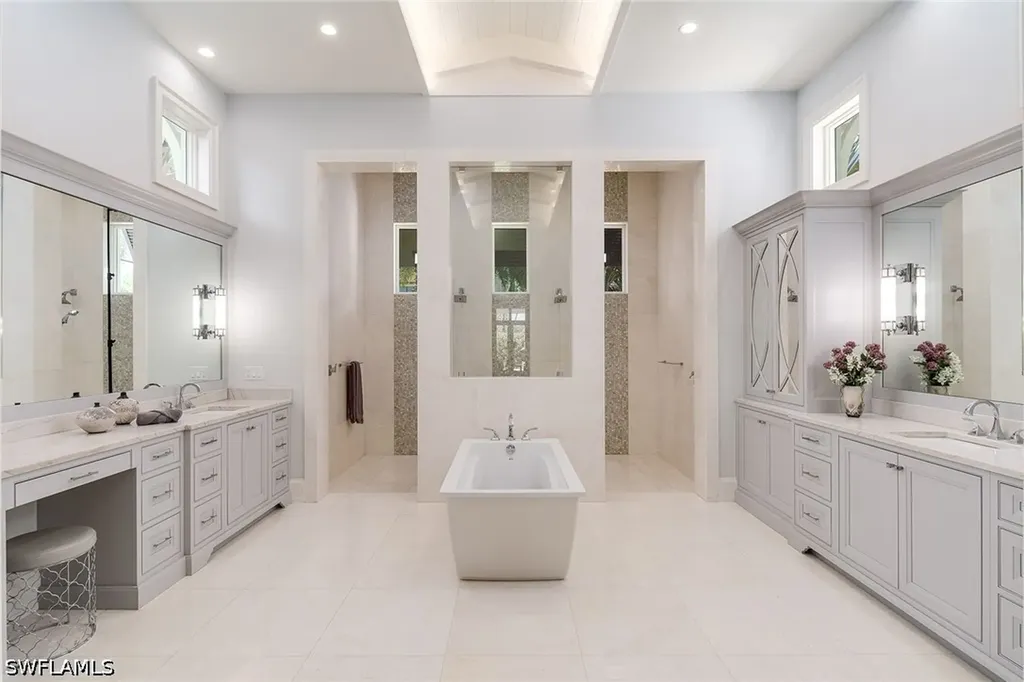 705 Wedge Drive Naples FL 34103