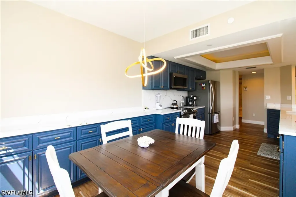 35 Bluebill Avenue Naples FL 34108
