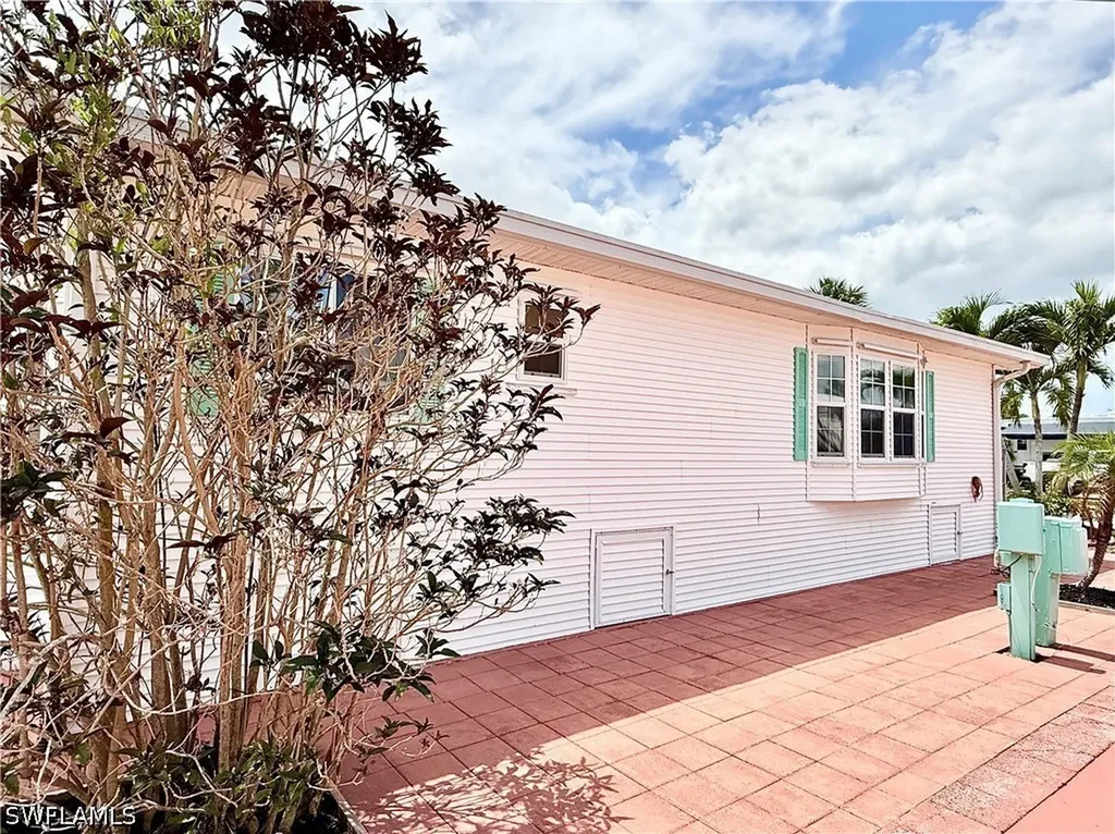 332 Imperial Wilder Boulevard Naples FL 34114