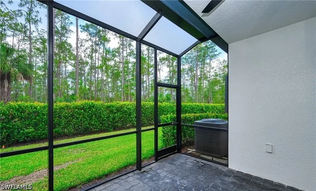 7320 Rockefeller Drive Naples FL 34119