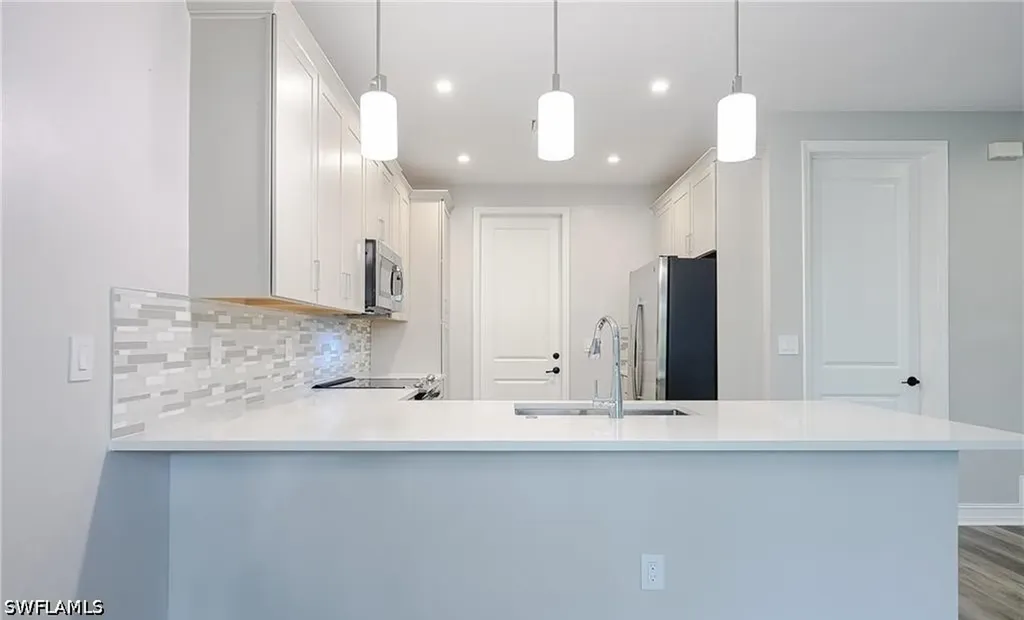 7320 Rockefeller Drive Naples FL 34119