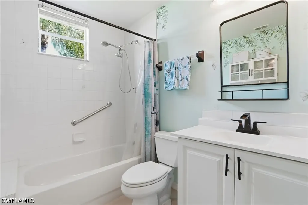 340 Robin Hood Circle Naples FL 34104
