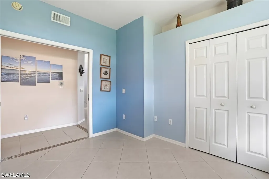 340 Robin Hood Circle Naples FL 34104