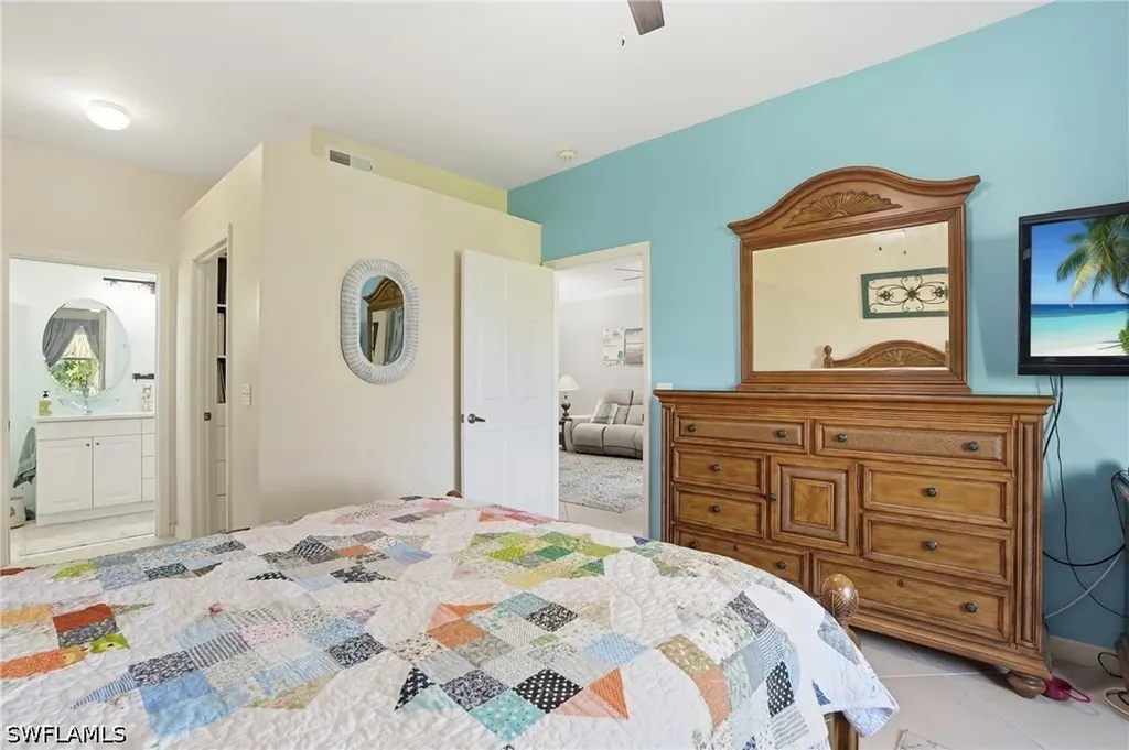 340 Robin Hood Circle Naples FL 34104