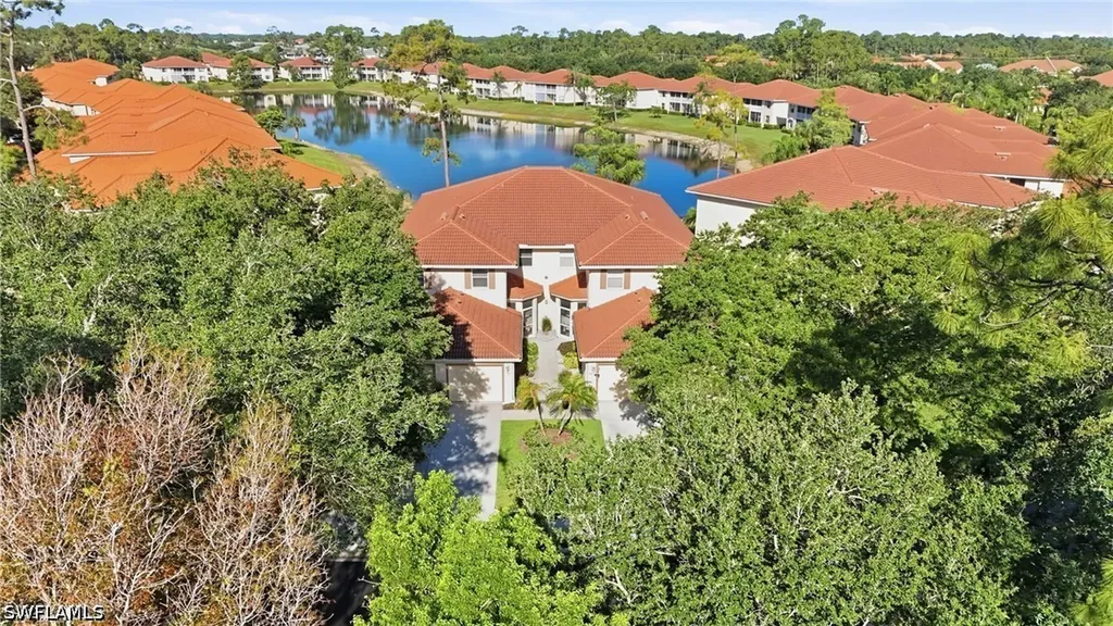 340 Robin Hood Circle Naples FL 34104
