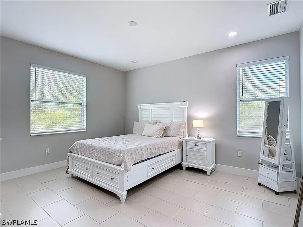 594 31st Street NW Naples FL 34120