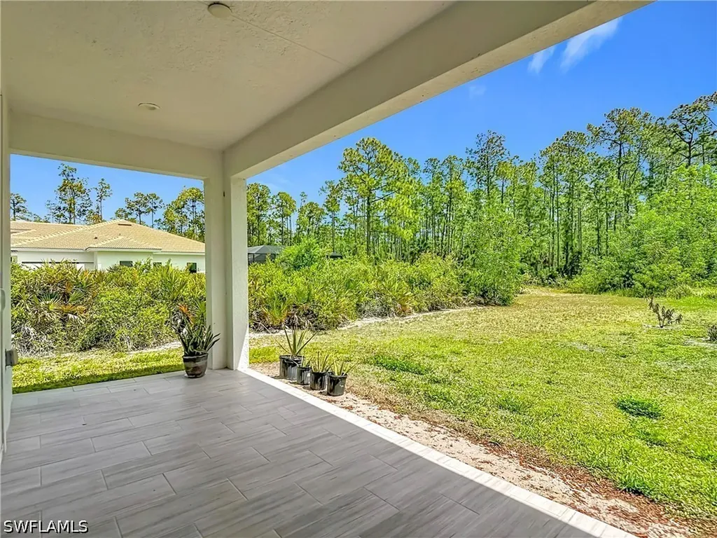 594 31st Street NW Naples FL 34120