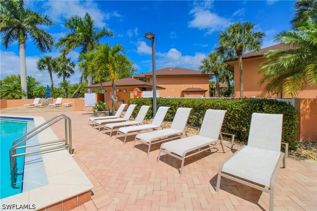 1510 Mainsail Drive Naples FL 34114