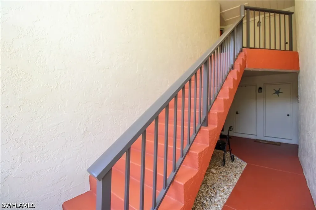 1510 Mainsail Drive Naples FL 34114
