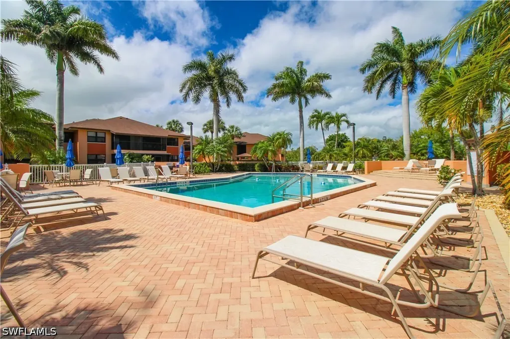 1510 Mainsail Drive Naples FL 34114