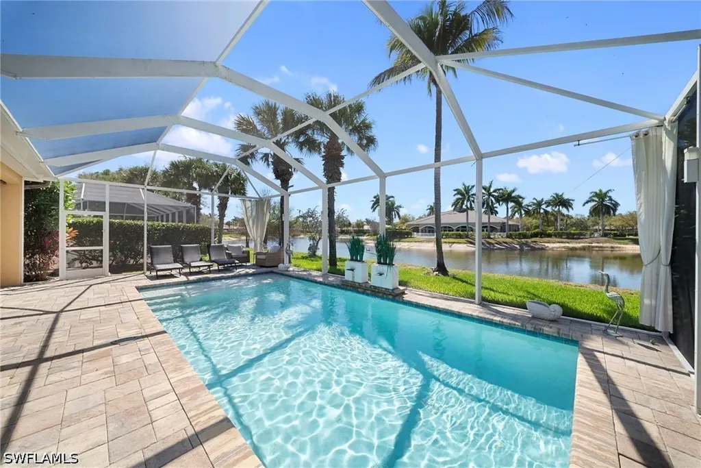 14321 Manchester Drive Naples FL 34114