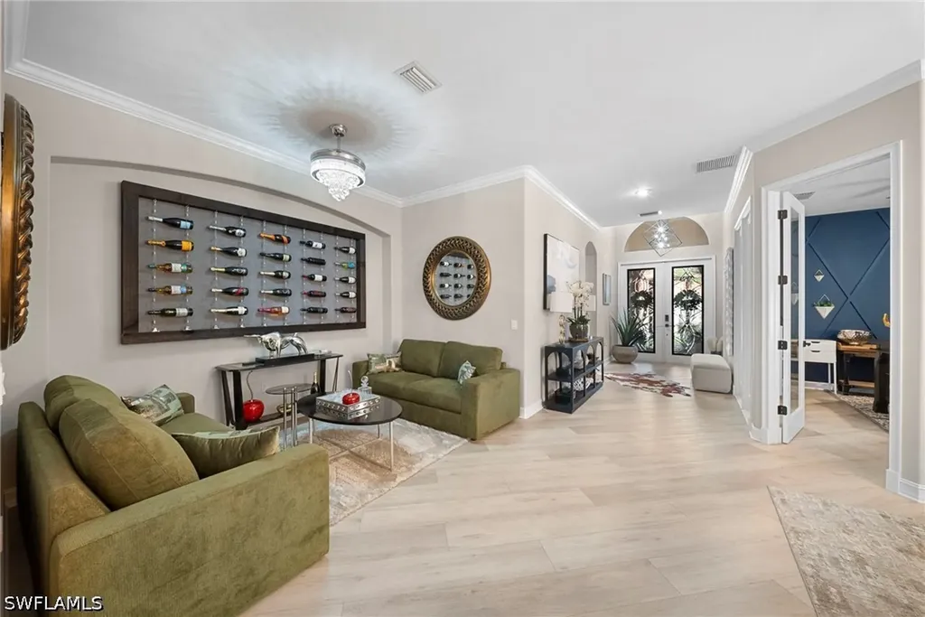 14321 Manchester Drive Naples FL 34114