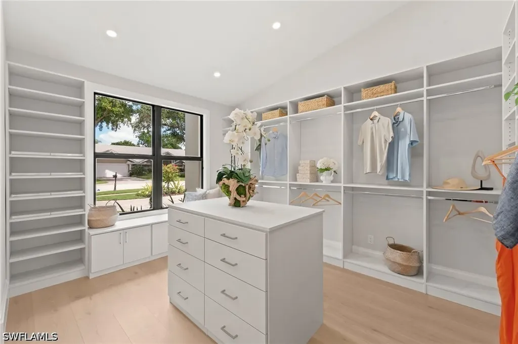 207 Monterey Drive Naples FL 34119