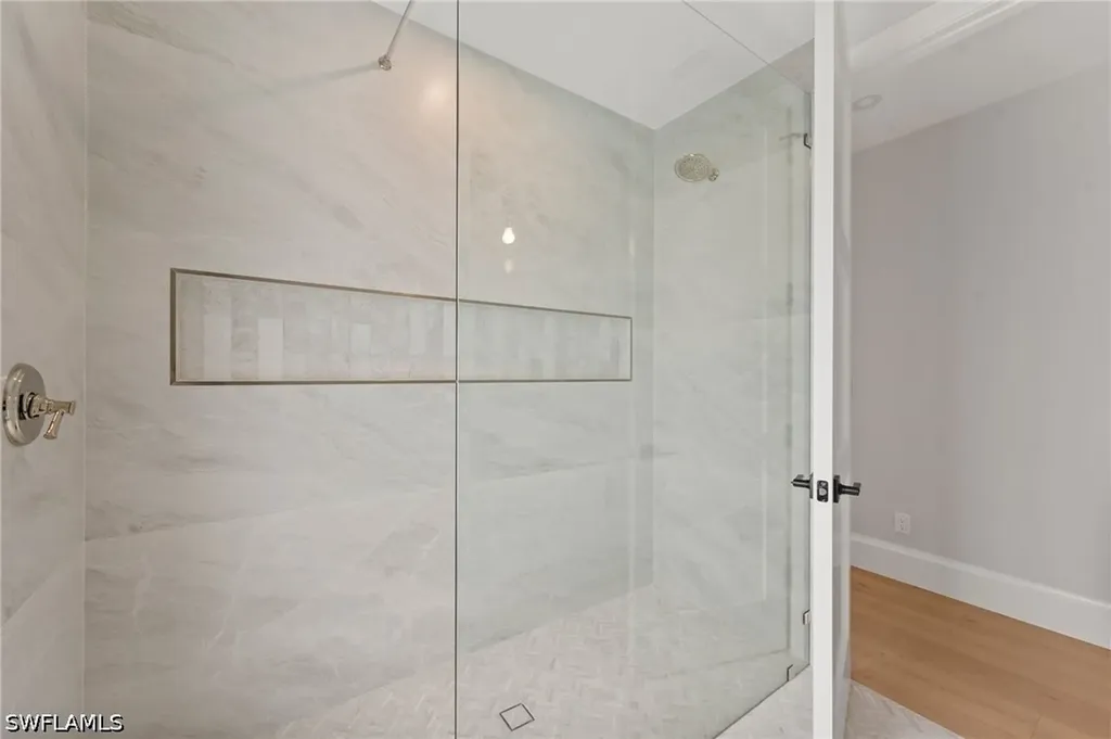 207 Monterey Drive Naples FL 34119