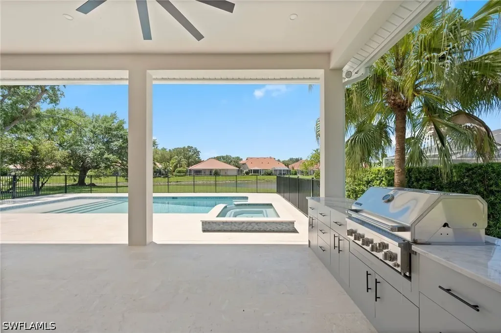 207 Monterey Drive Naples FL 34119